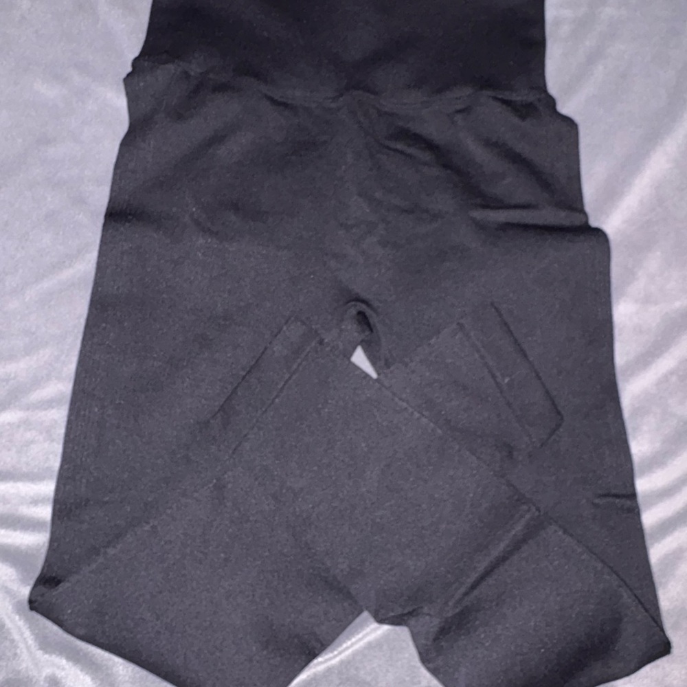 Butt-Lift black leggings